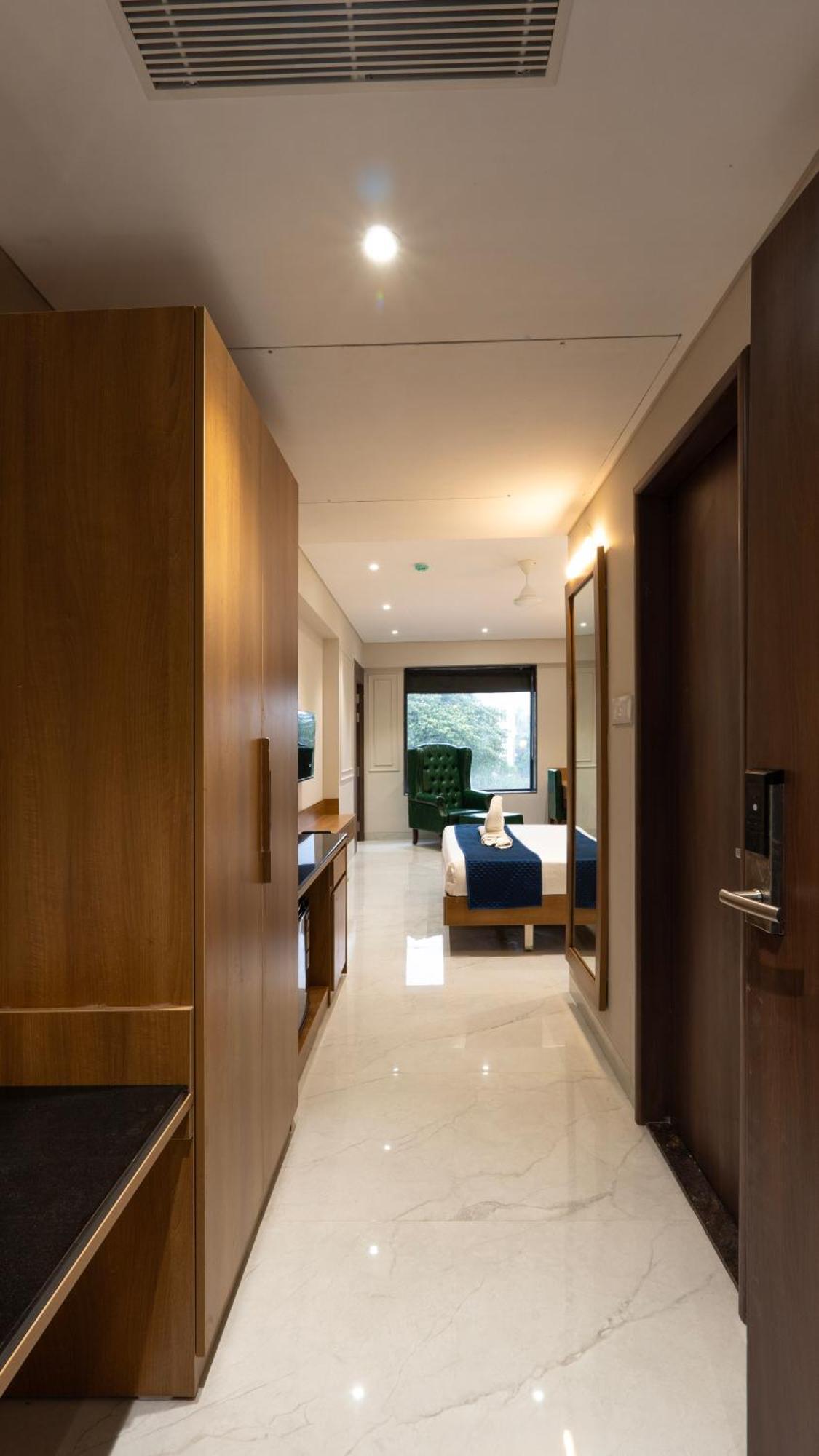 Magnus Nexstar Suites Kalyani Nagar Poona Buitenkant foto