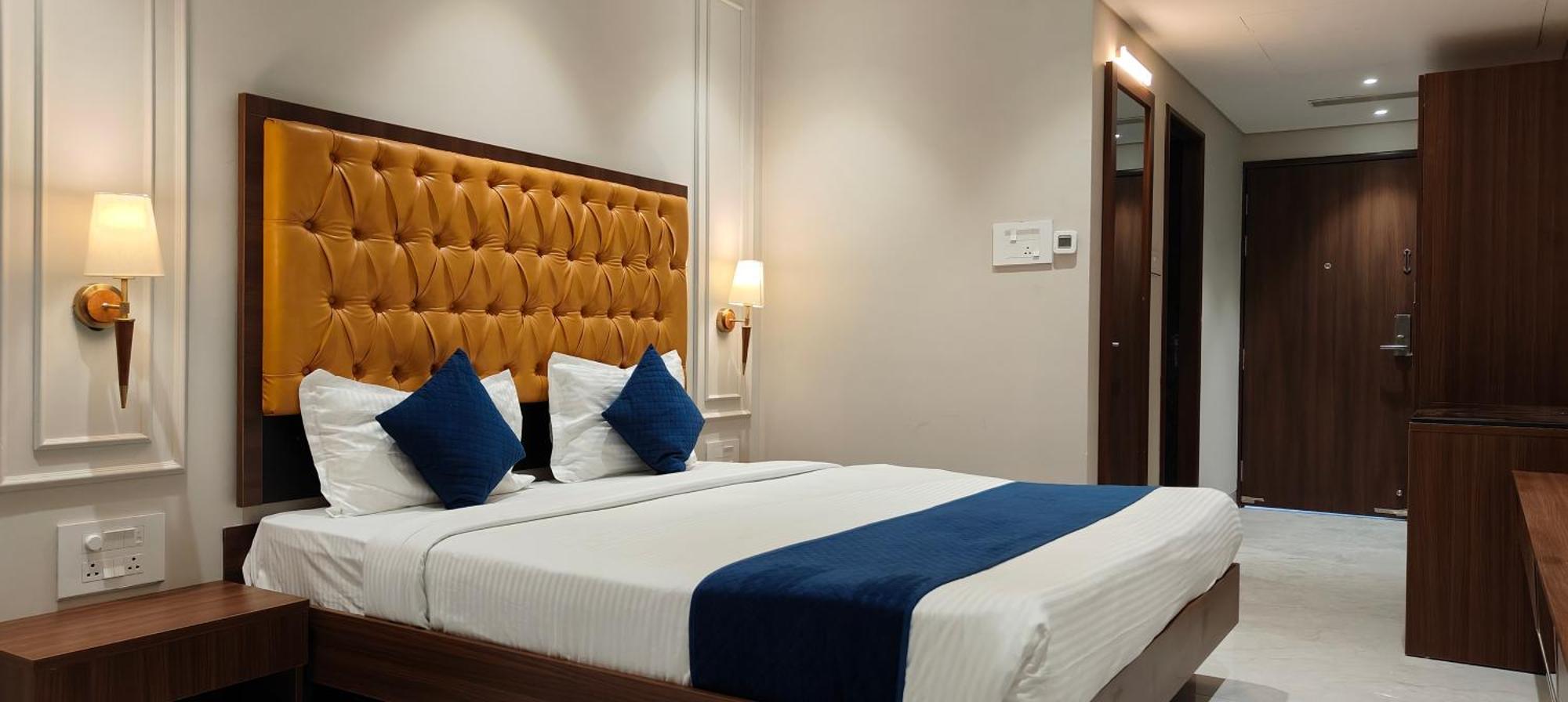 Magnus Nexstar Suites Kalyani Nagar Poona Buitenkant foto